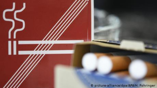 Ilustrasi rokok (picture-alliance/dpa/APA/H. Fohringer).