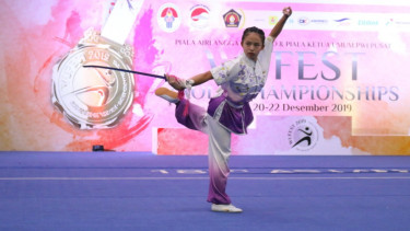 Aksi atlet wushu nasional di ajang Wufest Taolu Championships 2019