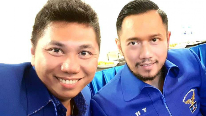 Wakil Sekjen Demokrat Jansen Sitindaon dan Ketum Demokrat, AHY