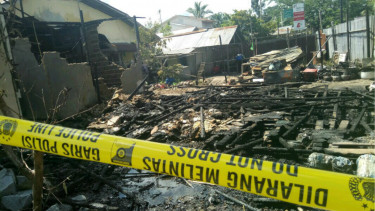 Malam Natal, Satu Rumah Makan di Pontianak Ludes Terbakar
