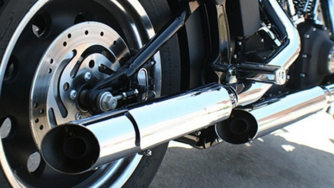 Knalpot sepeda motor. Foto ROL