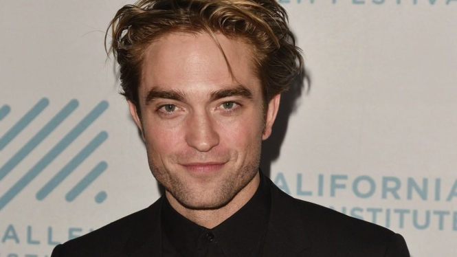 Robert Pattinson.
