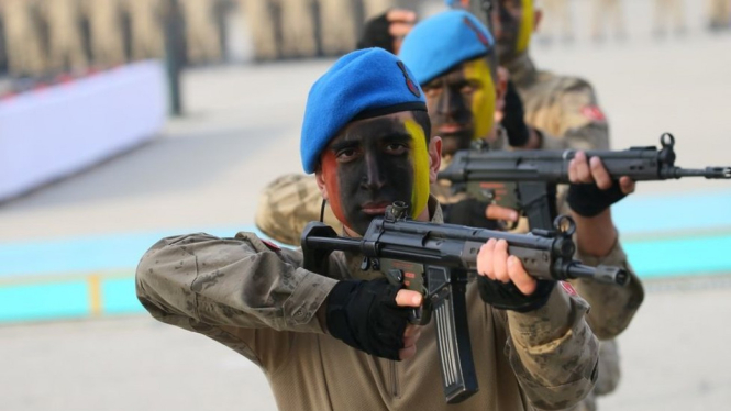Turki bersekutu dengan pemerintah Libia, yang didukung Perserikatan Bangsa-Bangsa (PBB), yang berbasis di Ibu kota, Tripoli. - Halil Fidan/Getty Images