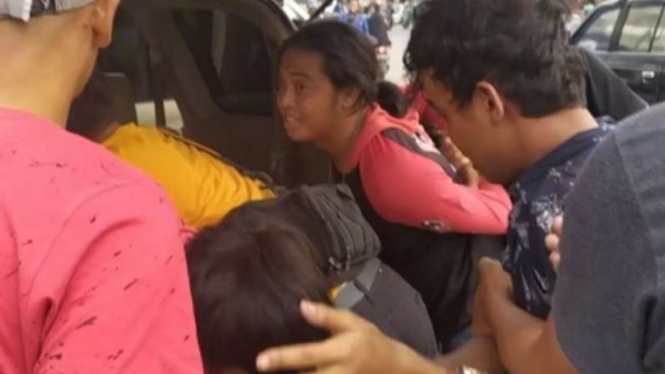 Ilustrasi preman ditangkap polisi