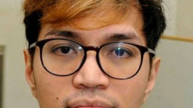  Reynhard Sinaga 