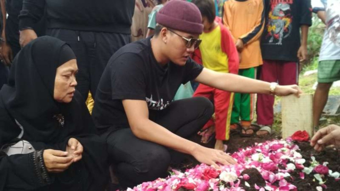 Rizky Febian
