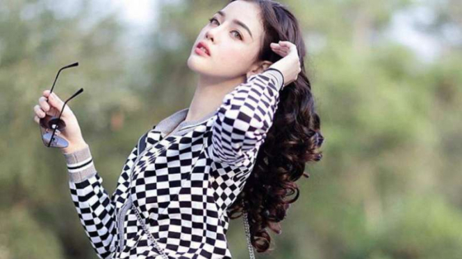 Pose Siwi Widi Purwati diunggah di akun Instagramnya