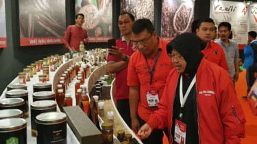 Tri Rismaharini di sela-sela kegiatan Rakernas PDIP