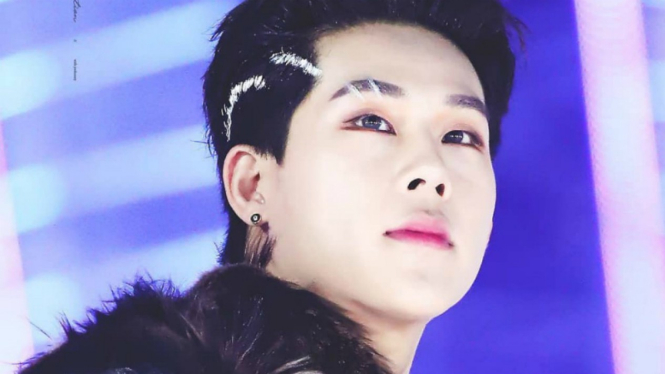 Joohoney MONSTA X.