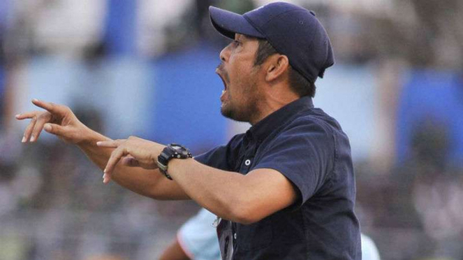 Pelatih Persela Lamongan, Nilmaizar.