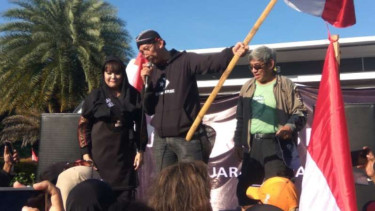 Abu Janda ikut demo menuntut Anies mundur dari jabatannya sebagai Gubernur DKI.