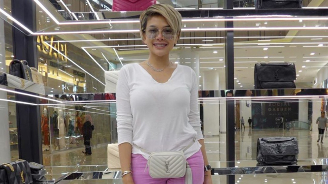 Nikita Mirzani.