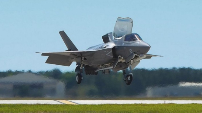 Jet tempur siluman F-35B Singapura.