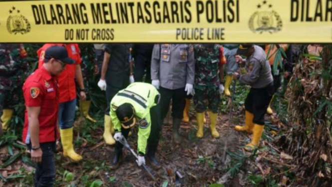 Ilustrasi tambang emas ilegal.
