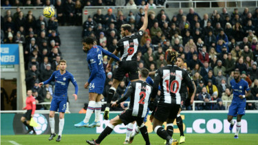 Duel Newcastle United versus Chelsea