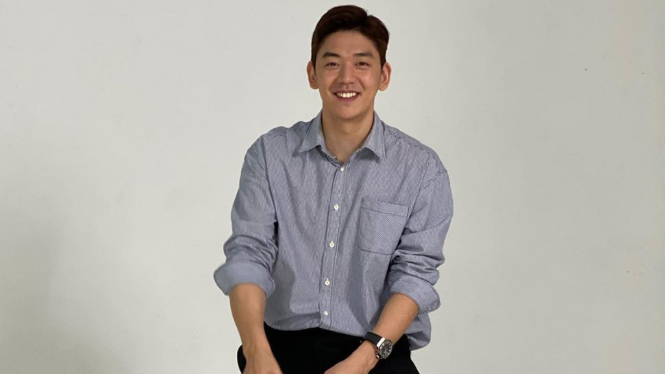 Lee Yong Dae.