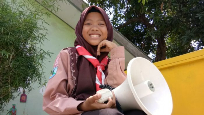Nina yang baru berusia 12 tahun sudah pernah menulis surat juga kepada Presiden Donald Trump soal sampah dan lingkungan.