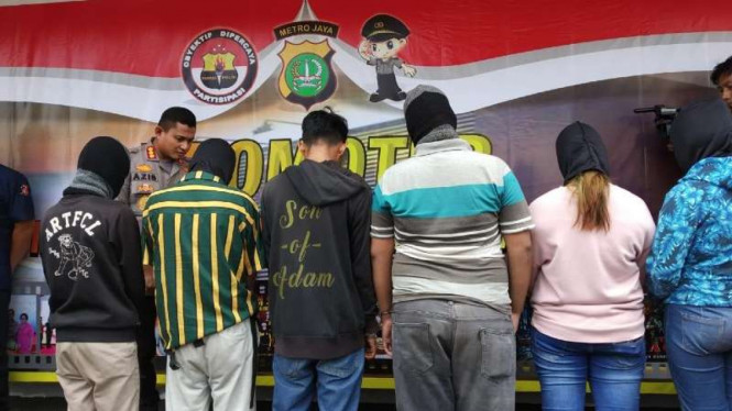 Pelaku perdagangan anak untuk dijadikan PSK di Depok.