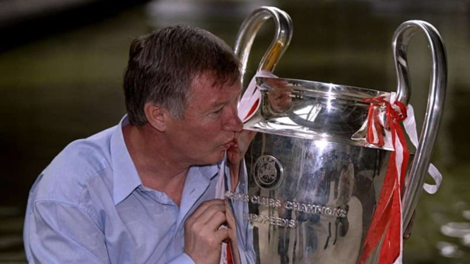 Sir Alex Ferguson saat membawa Manchester United juara Liga Champions 2007/2008