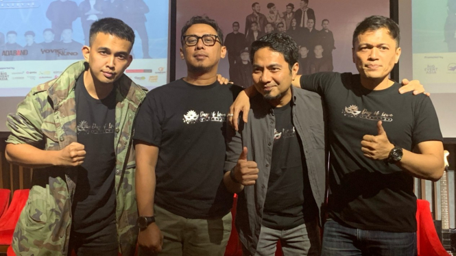 Naga masuk jadi vokalis Ada Band.
