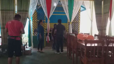 Bagian dalam istana Keraton Kandang Wesi