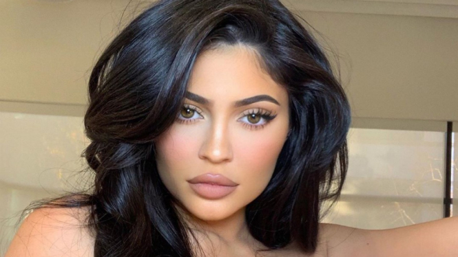 Kylie Jenner.