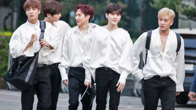NU'EST.