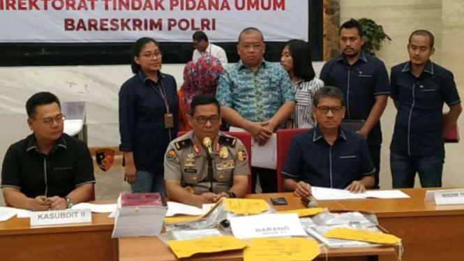 Karopenmas Mabes Polri, Raden Prabowo Argo Yuwono.