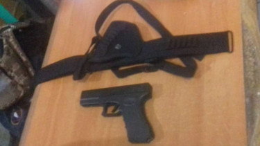 Ilustrasi pistol mainan