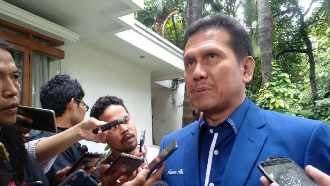 Politikus PAN, Asman Abnur.