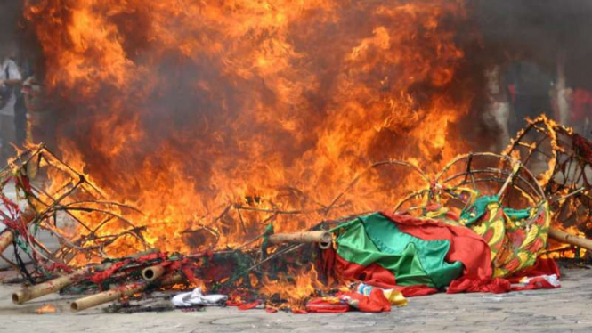 Pembakaran Naga Cap Go Meh