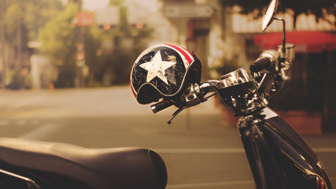 Ilustrasi helm motor