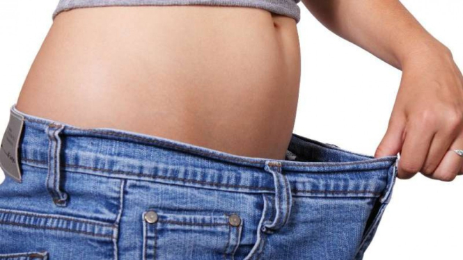 ilustrasi perut rata, perut buncit, diet