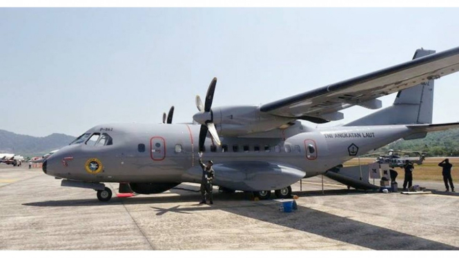 Pesawat CN-235 Gunship buatan PT DI.