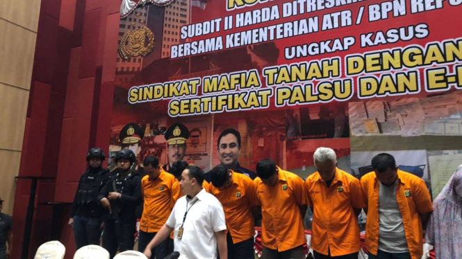 Polisi bongkar sindikat mafia tanah dan jual beli rumah mewah di Jakarta