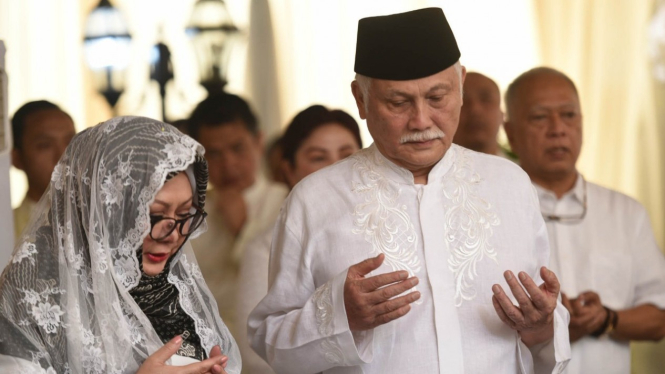 Tutut Soeharto (kiri) dan Indra Rukmana.