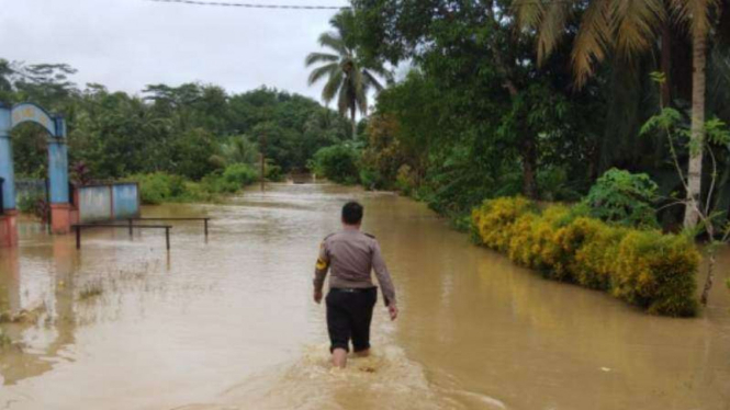 Banjir landa Kabupaten Penajam Paser Utara, Provinsi Kalimantan Timur.