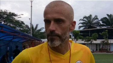 Pelatih PSS Sleman, Eduardo Perez. 