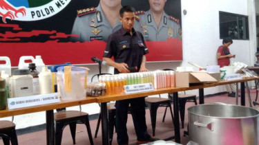 Barang bukti kosmetik ilegal