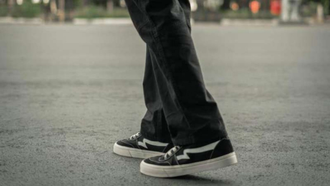 Sepatu olahraga ekstrim, QNBR Footwear.