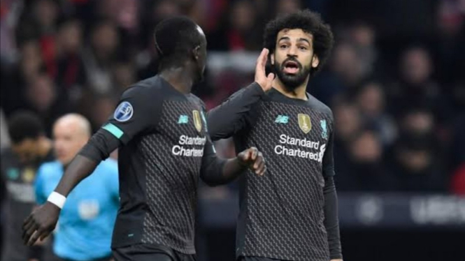 Penyerang Liverpool, Sadio Mane dan Mohamed Salah. 