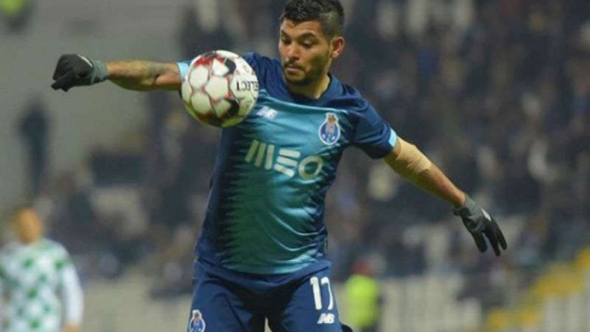 Pemain FC Porto, Jesus Manuel Corona.