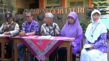  Jumpa pers tim psikolog dan pihak SMP Negeri 1 Turi, Sleman