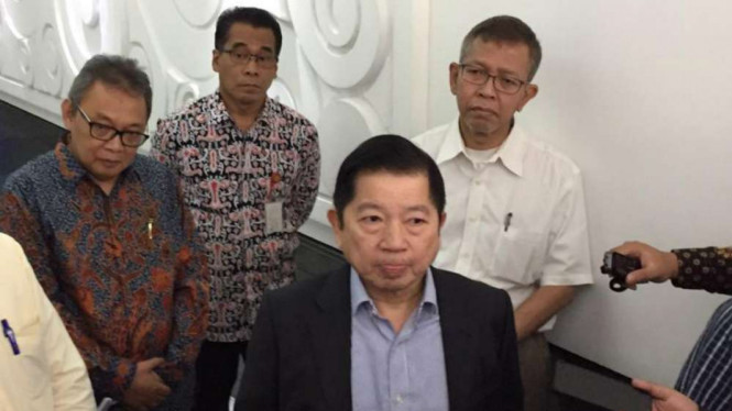 Menteri PPN/Kepala Bappenas, Suharso Monoarfa di Kantornya.