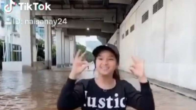TikTok di tengah banjir