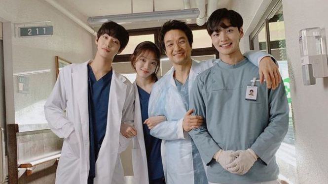 Dr. Romantic Kim 2