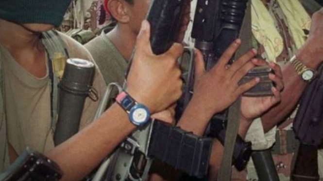 Kelompok bersenjata Abu Sayyaf.