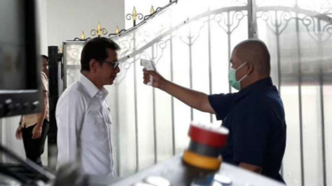 Menteri dan tamu masuk Istana dicek suhu tubuhnya