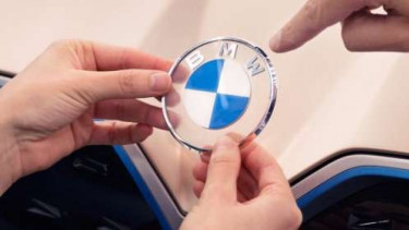 Logo Baru BMW.