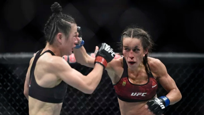 Lihat luka di kening Joanna Jedrzejczyk saat lawan Zhang Weili